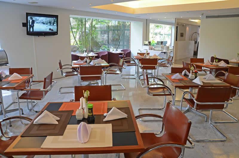 Hotel Paseo De Las Mercedes 卡拉卡斯 外观 照片