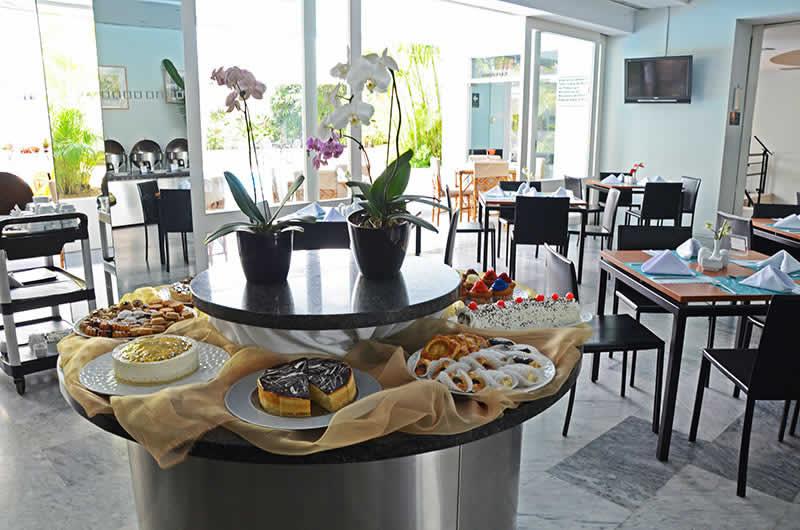 Hotel Paseo De Las Mercedes 卡拉卡斯 外观 照片