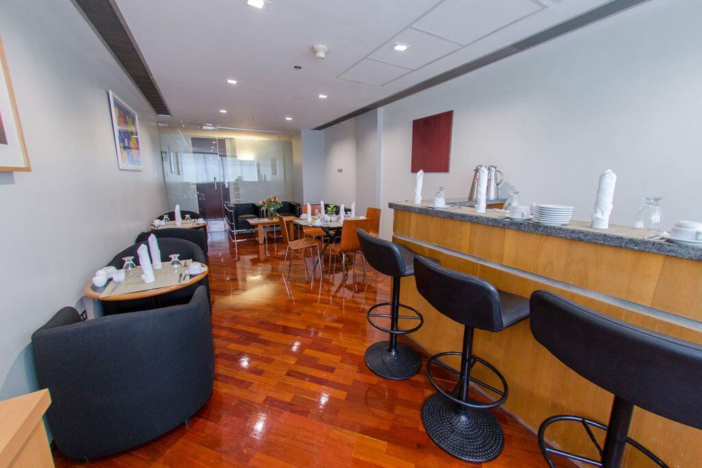 Hotel Paseo De Las Mercedes 卡拉卡斯 外观 照片