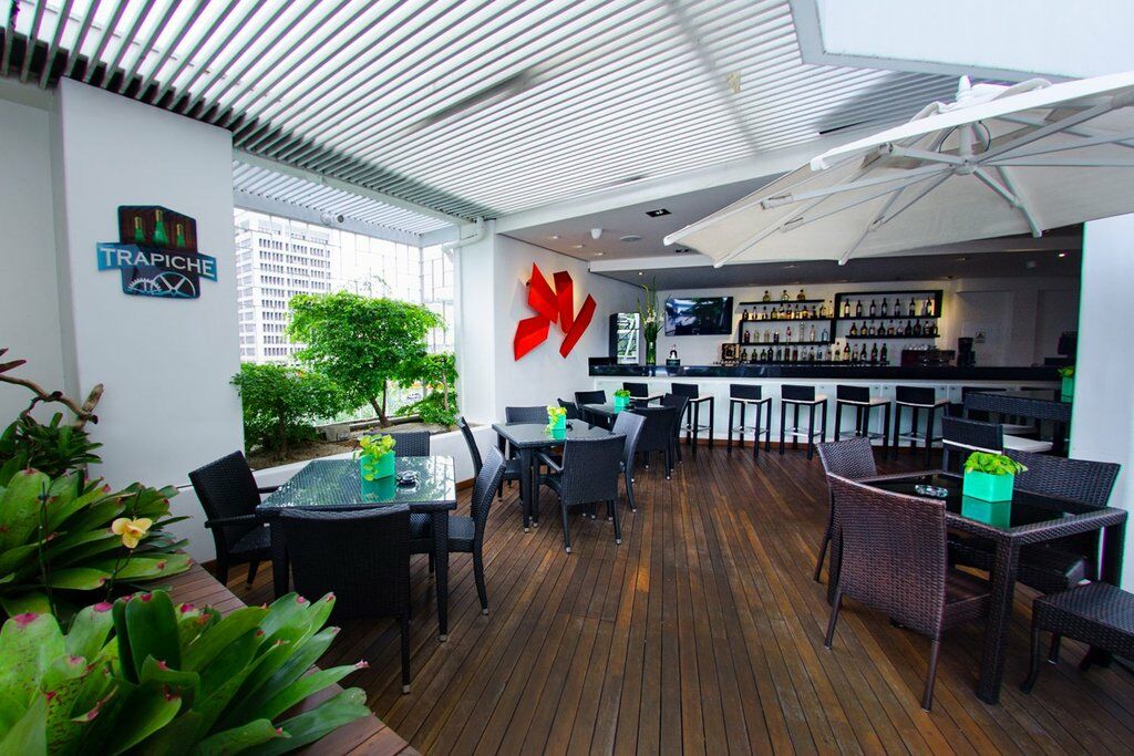 Hotel Paseo De Las Mercedes 卡拉卡斯 外观 照片